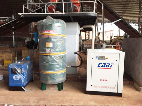 ���ҽ�ĳ�V��ُ�õĿ����ؿՉ��C�̓����